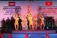 Vietnamese, Cambodian youths strengthen friendship