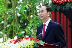 President leaves Hanoi for State visits to Ethiopia, Egypt