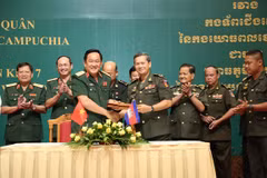 Vietnam, Cambodia step up cooperation in safeguarding border 