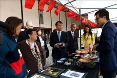 Vietnam, Uruguay aim for stronger economic ties 