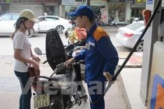 Ministry proposes raising environmental tax on petrol