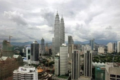 Standard Chartered lowers growth forecast for Malaysia