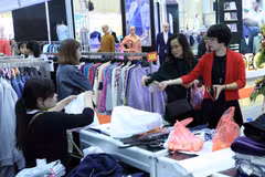 Garment companies are selling better abroad