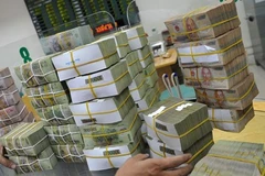 Central bank injects nearly 573mln USD to support liquidity