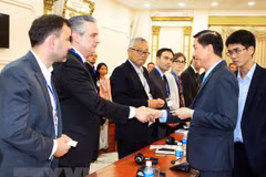 HCM City, French businesses cooperate to develop urban transport