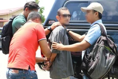 Malaysian police foil terror scheme, arrest 10 suspects
