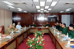 Vietnam, Cuba’s armies enhance economic cooperation