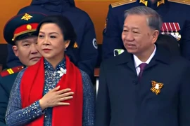 Party chief attends Victory Day parade in Moscow