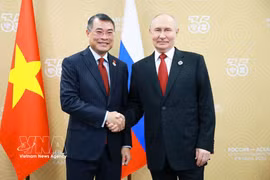 Prime Minister meets Russian President in Moscow