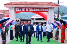 Prime Minister attends groundbreaking ceremony for boarding schools in border areas 