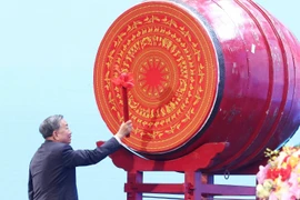 Party, State leaders attend ceremony marking 80 years of education sector, opening new school year