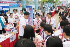 World AIDS Day: Vietnam highlights 35-year effort in HIV/AIDS prevention
