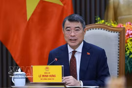 Vietnam, China promote development strategy connectivity, substantive cooperation