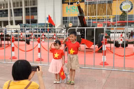 Ceremonial artillery draws crowds ahead of National Day