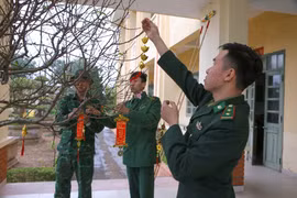 Welcoming Spring with border guard soldiers