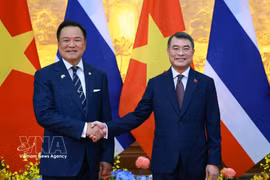 Vietnamese PM hosts welcome ceremony for Thai counterpart
