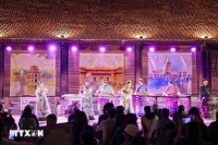 Temple of Literature night tour offers immersive cultural experience (Photo: VNA)