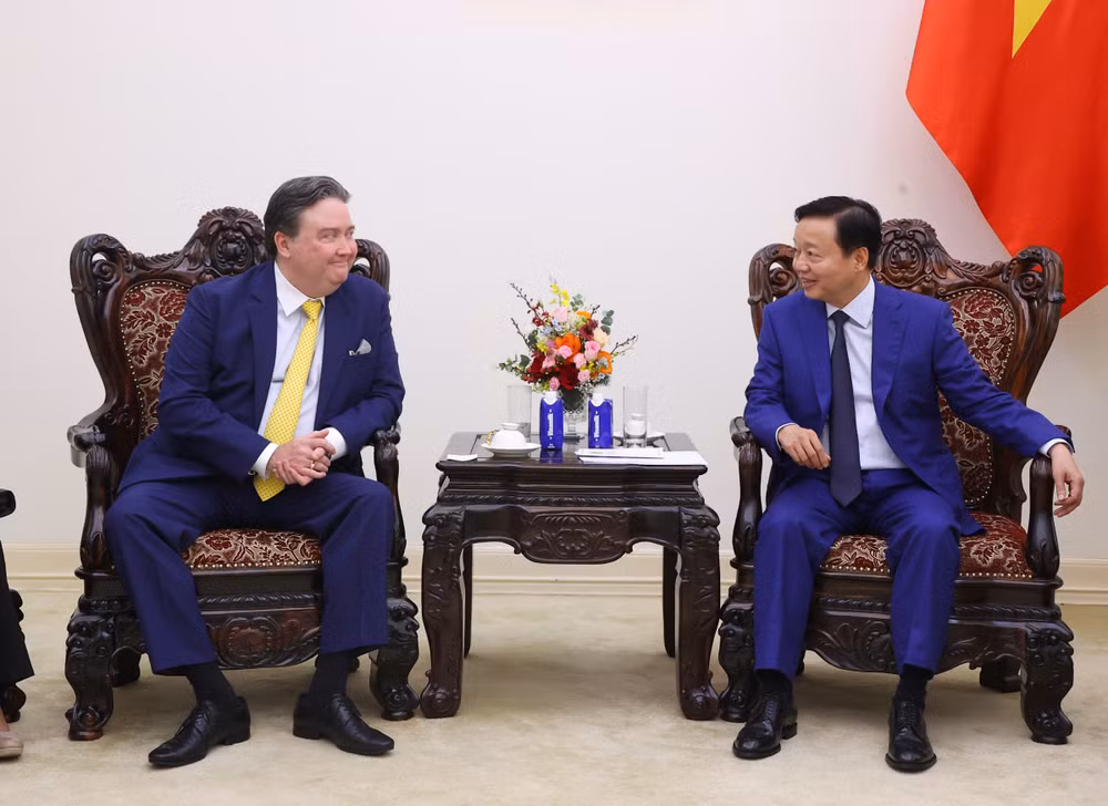 2-tran-hong-ha-marc-knapper-usaid-vietnam-us-relations.jpg