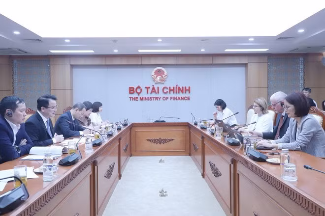 2307-bo-tai-chinh-wb.jpg