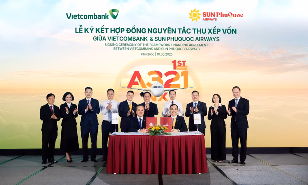 sun-phuquoc-airways-ky-ket-hop-dong-nguyen-tac-thu-xep-von-voi-vietcombank.jpg