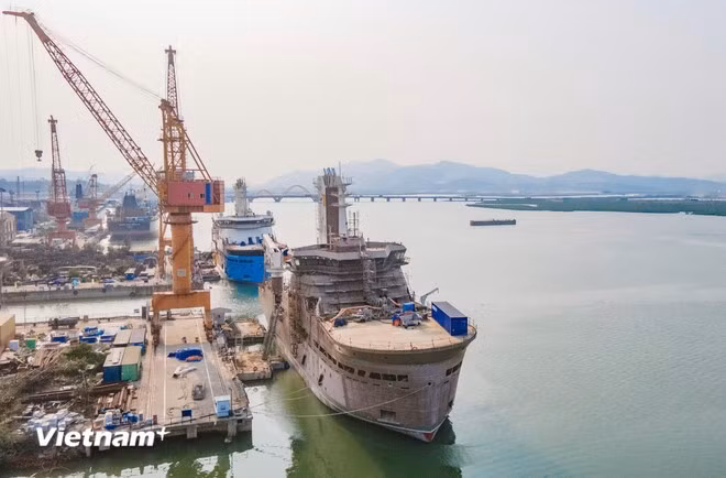 shipbuilding2.jpg