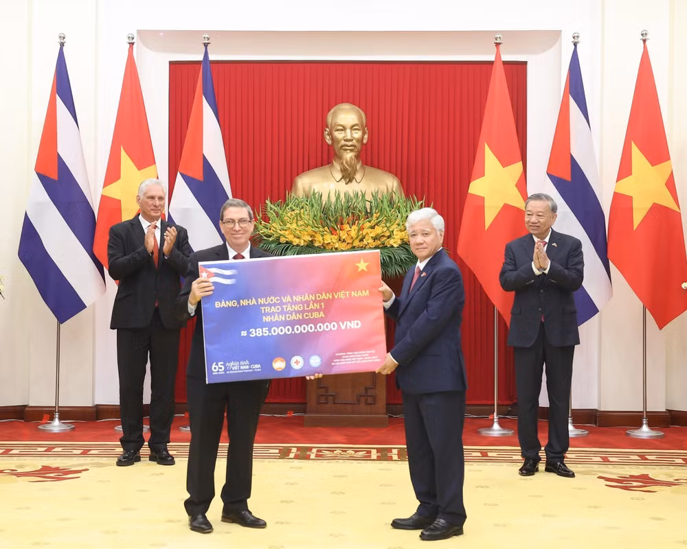 vietnam-cuba-2.jpg
