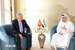 Deputy PM Nguyen Hoa Binh meets with Ahmed Jasim Al Zaabi, Chairman of the Abu Dhabi Global Market, on September 23. (Photo: VNA)