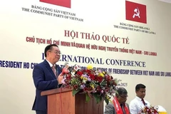 Politburo member and Chairman of the Party Central Committee’s Commission for Information, Education and Mass Mobilisation Nguyen Trong Nghia speaks at the seminar. (Photo: VNA)