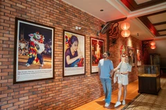 Tourists at the museum (Photo: VNA)
