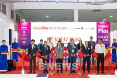 The 13th Hanoi International Plastics and Rubber Industry Exhibition (HanoiPlas 2025) opens on June 4. (Photo: VNA)