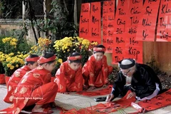 Calligraphy seeking: A cherished spring tradition in Vietnam