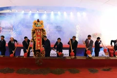 Representatives from Thai Binh province, Green i-Park Joint Stock Company and Good Way Vietnam Company at the groundbreaking ceremony (Photo: baodautu.vn)
