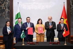 Delegates at the fifth meeting of the Vietnam-Pakistan Joint Subcommittee on Trade in Hanoi on July 11. (Photo: MoIT)