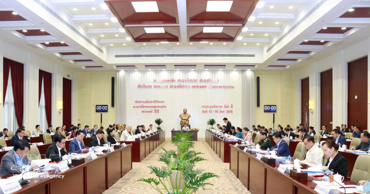 Lao Party Central Committee holds 2nd meeting to adopt important issues