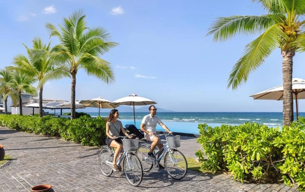 International arrivals expected to boost tourism growth in year-end