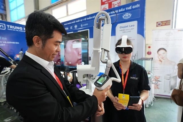 Int'l medical, pharmaceutical expo opens in Hanoi