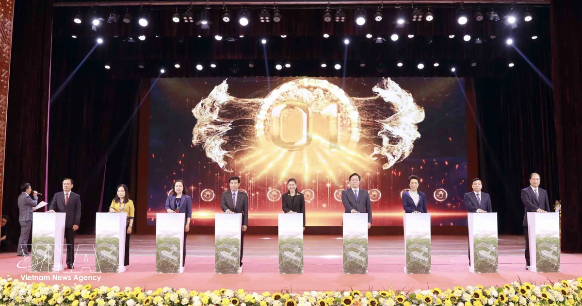 Vietnam, Thailand strengthen investment ties, smart city cooperation