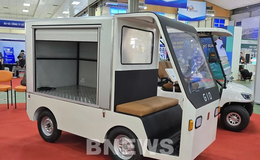 Vietnam unveils first locally made mini electric truck GIO Tano 250