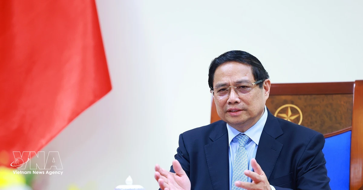 PM Pham Minh Chinh reviews past term, outlines expectations for new tenure