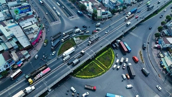 Ho Chi Minh City eases traffic flow at gateway areas to boost ...