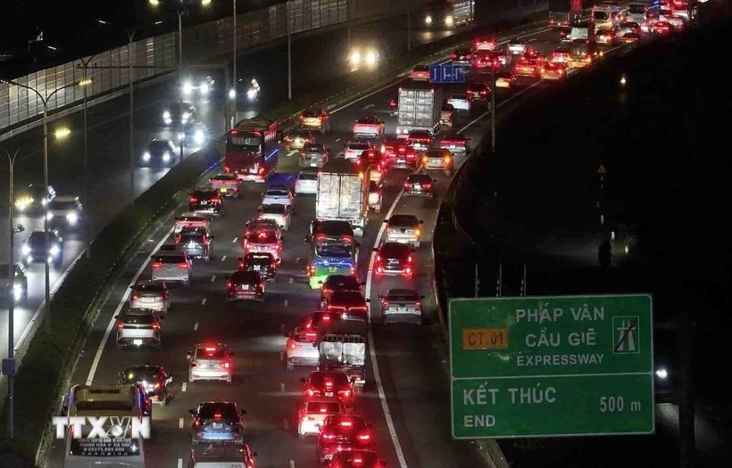 Transport sector ramps up capacity for holiday travel surge