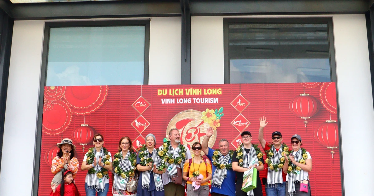 Gallery - Mekong Delta province spurs tourism for New Year growth | Vietnam+ (VietnamPlus)