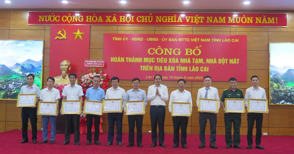 Lao Cai accomplishes substandard house eradication target