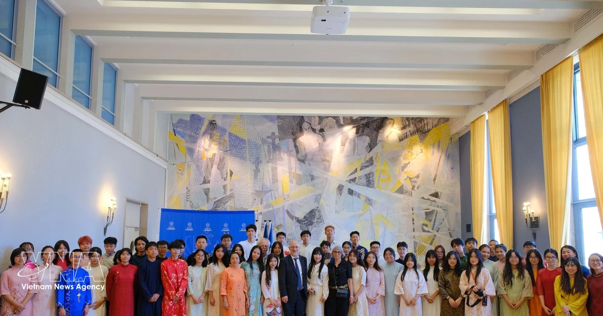 Festival brings Vietnamese culture to northwestern France