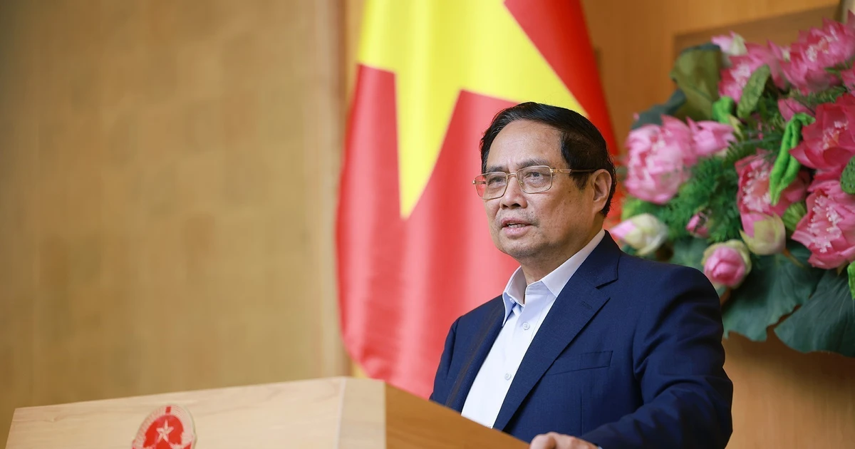 Prime Minister Pham Minh Chinh speaks at the 6th meeting of the Central Steering Committee for Elimination of Temporary and Dilapidated Houses across the nation on July 9 in Ha Noi. (Photo: VNA) 