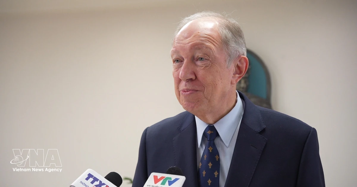 Russian students compete in fifth annual Vietnamese translation contest