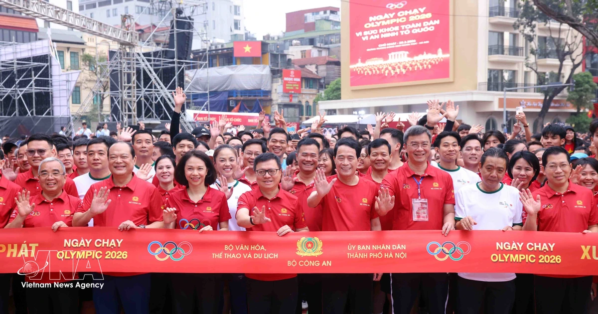 Nearly 17,000 join Olympic Run Day for public health, national security in Hanoi