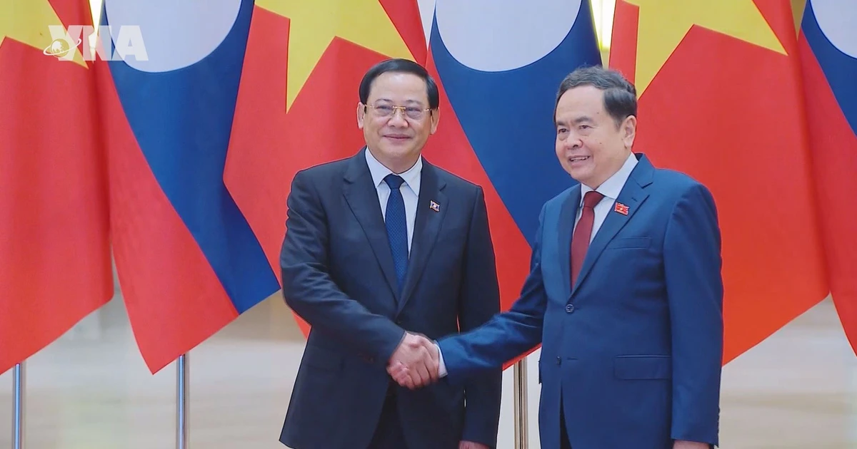 Vietnam, Laos push forward cooperation agreements