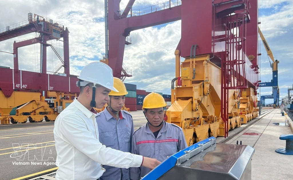 Gallery - Observation systems key to stronger forecasting, sustainable development | Vietnam+ (VietnamPlus)
