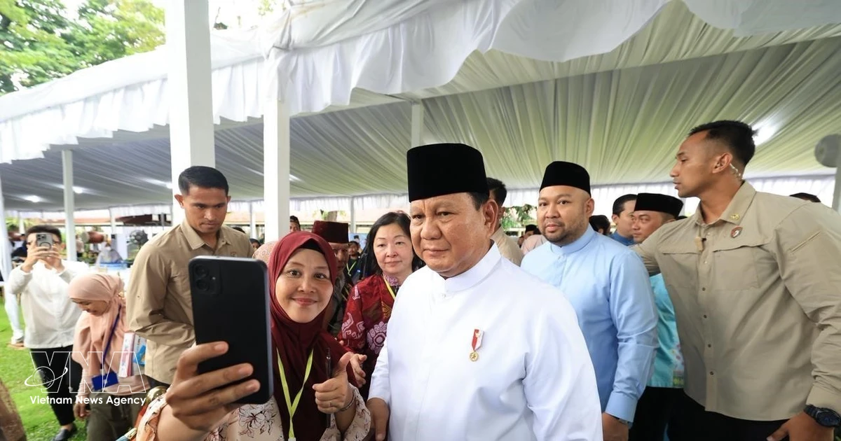 Indonesian Presidential Palace opens to public for Eid al-Fitr celebrations